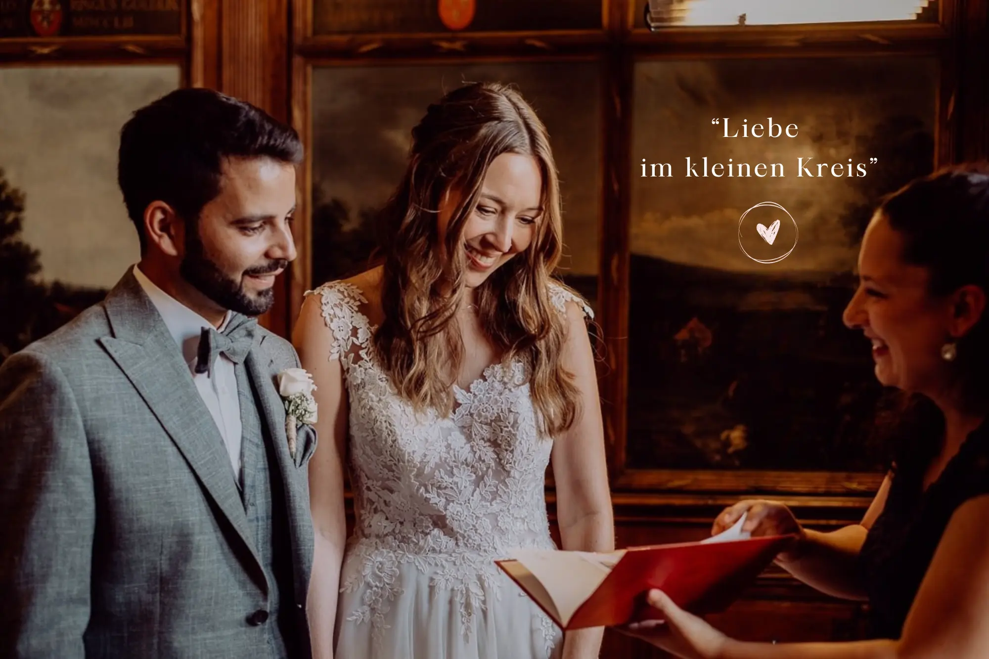 Liebe im kleinen Kreis-zivile Trauung-hochzeitsfotograf-luzern-eineprisesalz