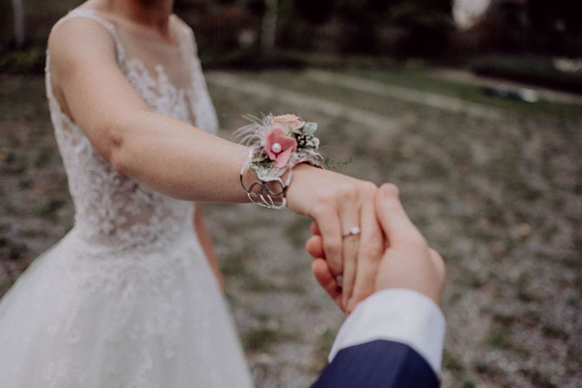 wedding shooting am Hochzeitstag festgehalten durch Hochzeitsfotografin